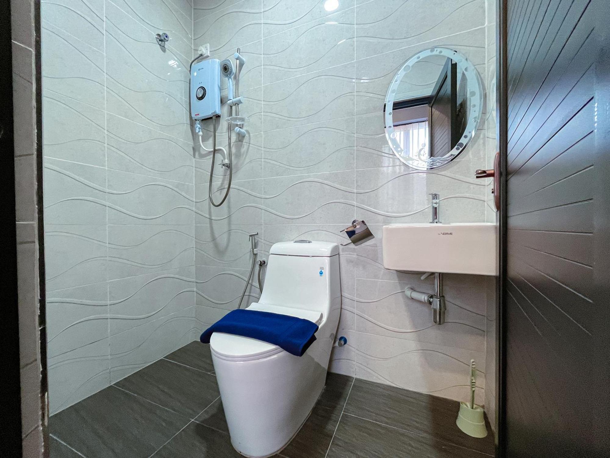 Hotel Lavie At Centrum 伯恩仓 外观 照片